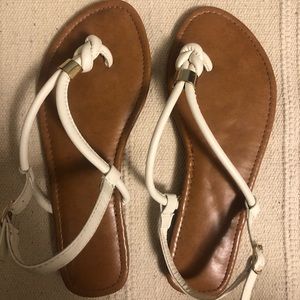 White/brown sandals